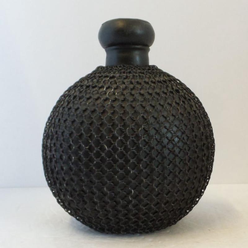 Med Chainlink Vase