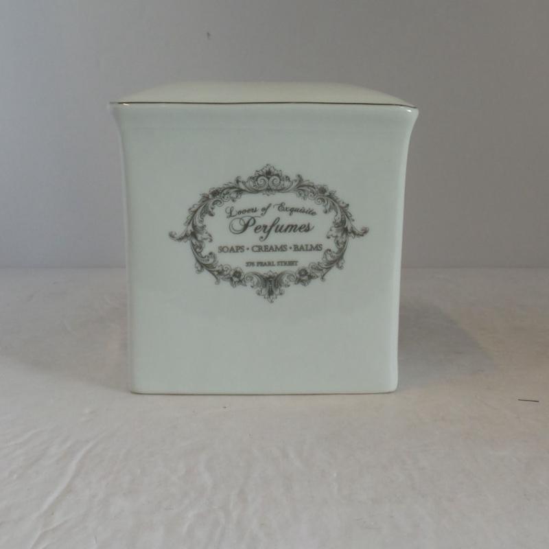 Tissue Dispenser