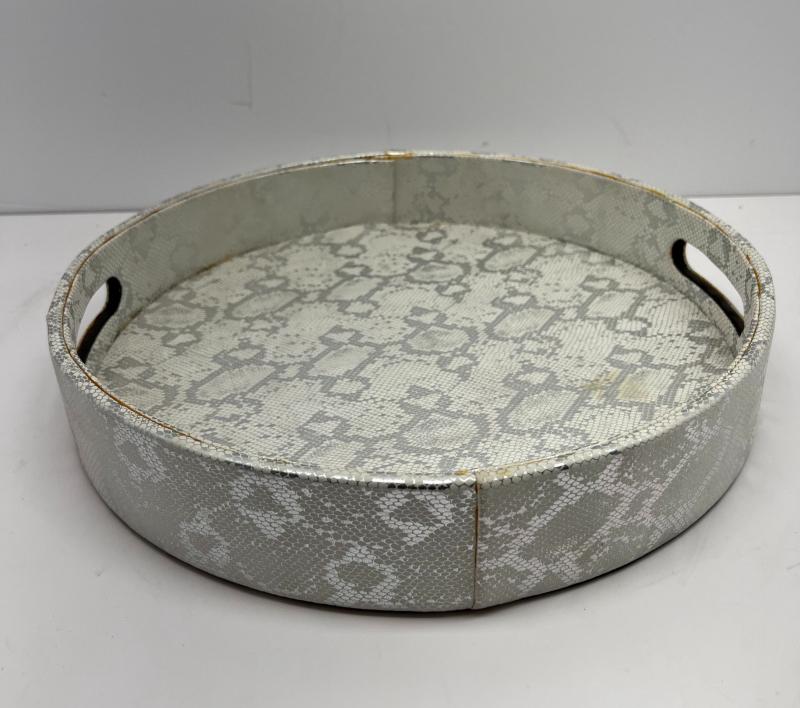 Tray